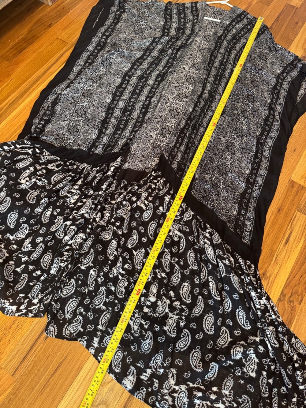 Three Bird Nest Black & White Paisley Kimono Duster one size - Picture 12 of 16